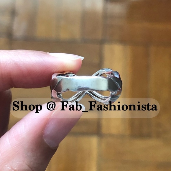 Tiffany & Co Sterling Silver Ring Size 5 - Picture 4 of 11